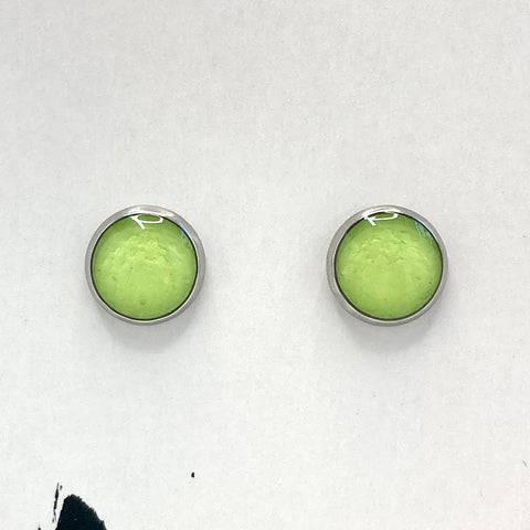 8mm Bezel Studs