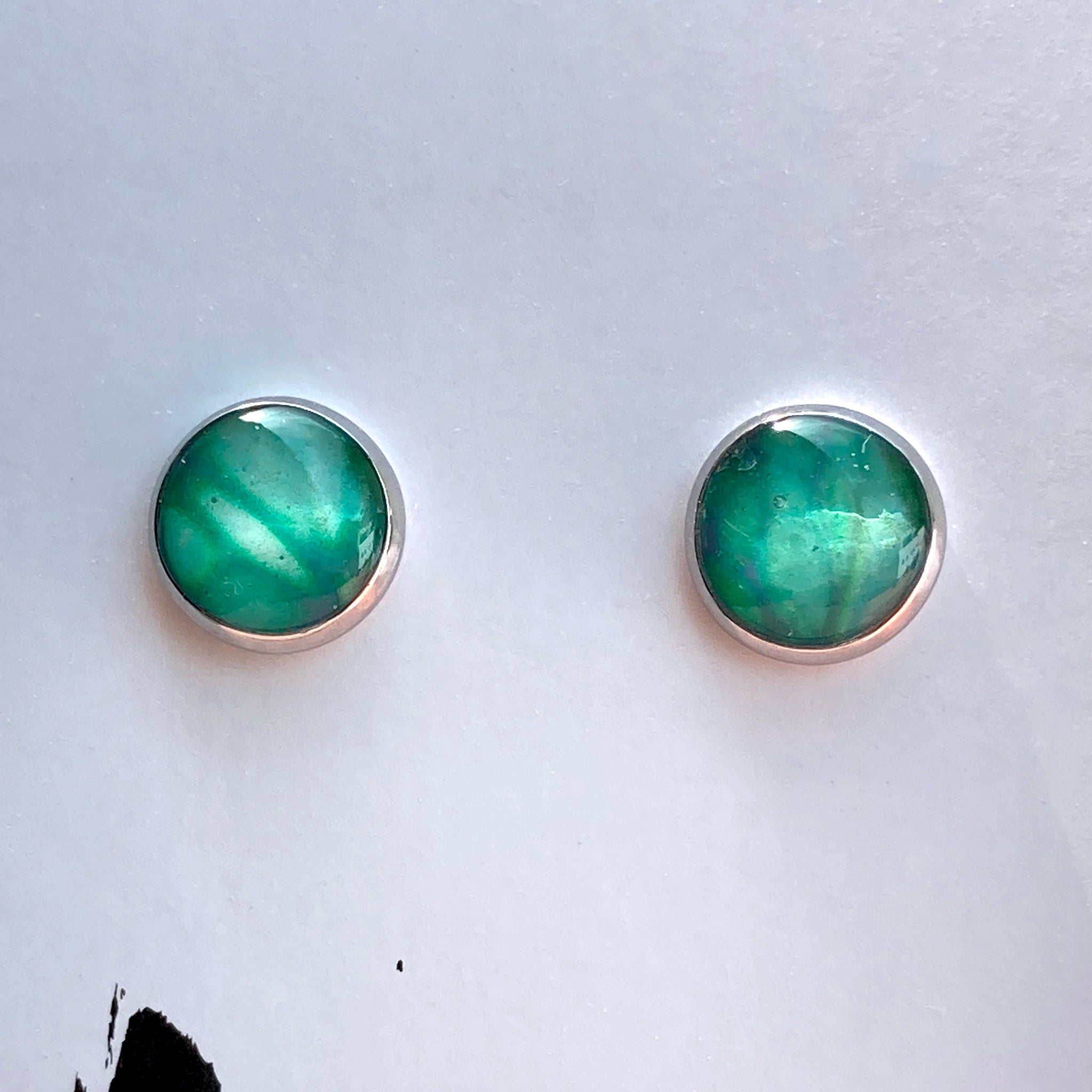8mm Bezel Studs