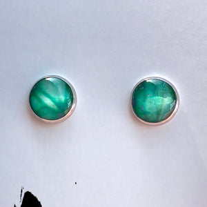 8mm Bezel Studs