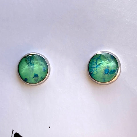 8mm Bezel Studs