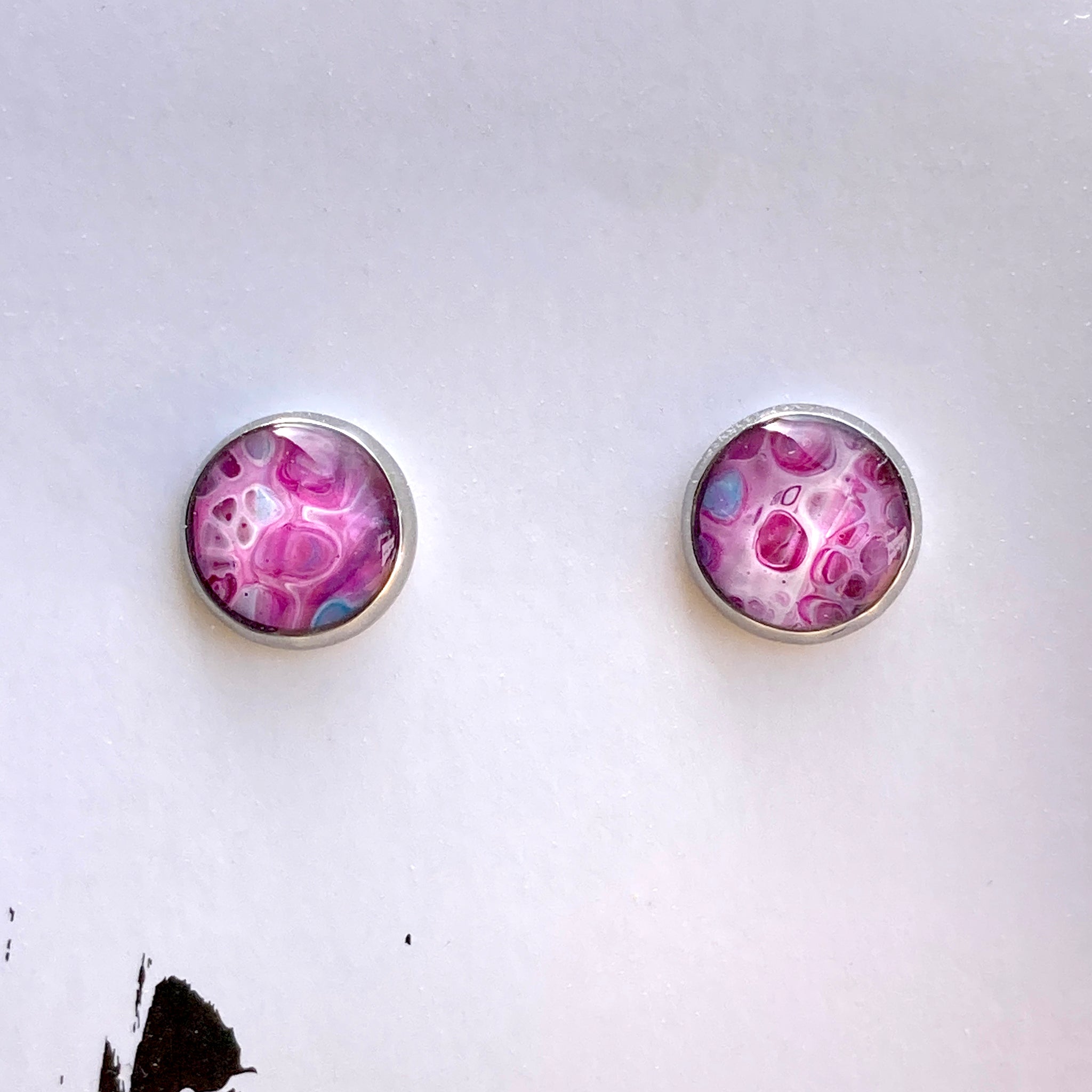 8mm Bezel Studs